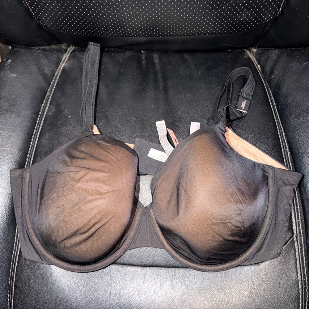 Victoria's Secret Black Underwire T-Shirt Bra